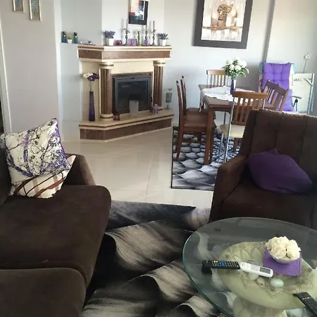 Apartment En-oez